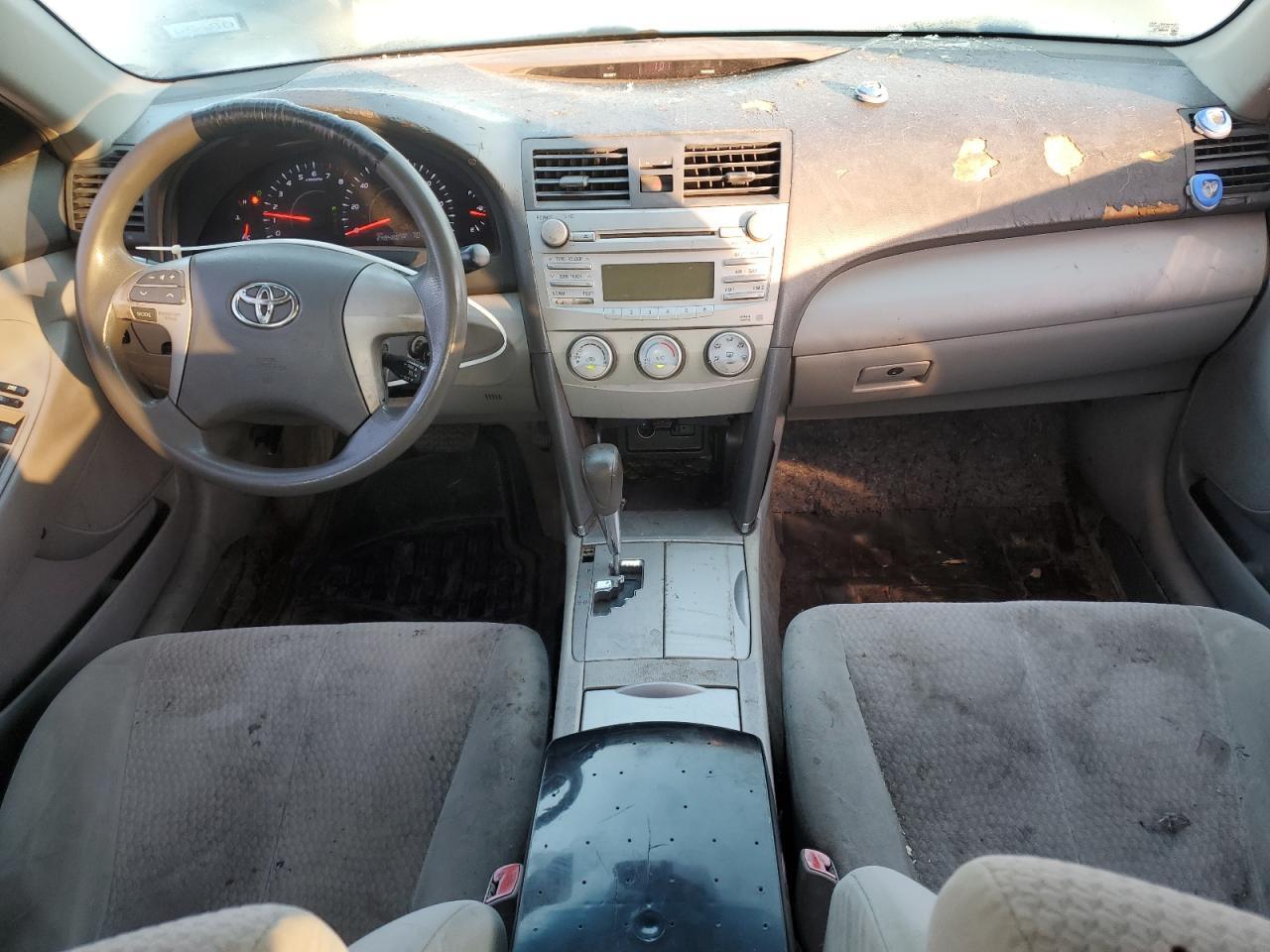 2011 TOYOTA CAMRY