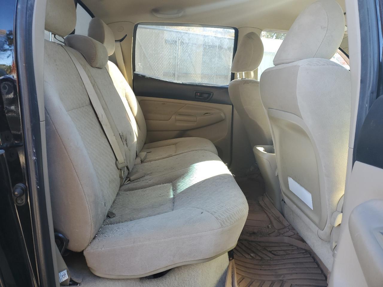 2011 TOYOTA TACOMA
