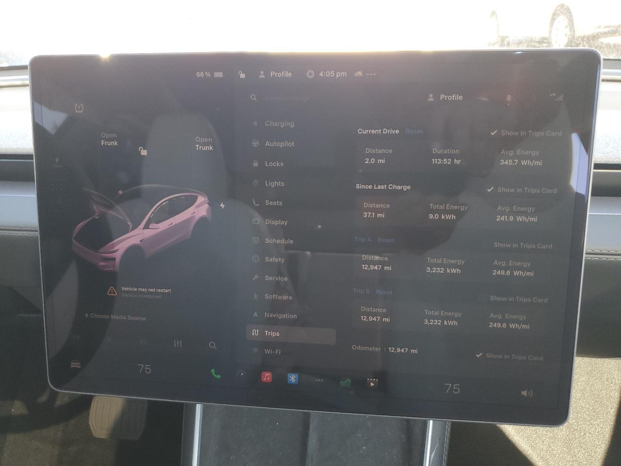 2026 TESLA MODEL Y