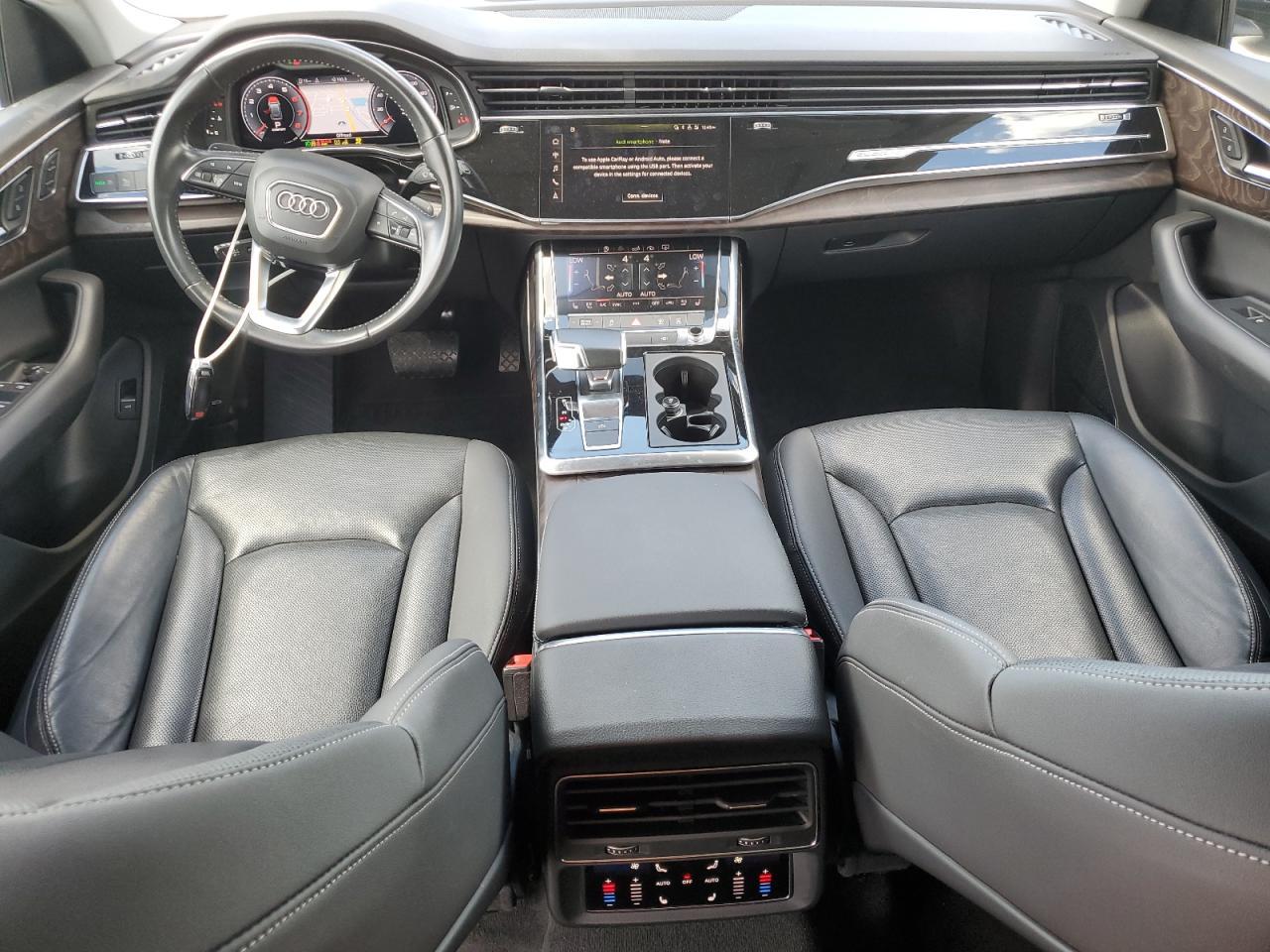 2020 AUDI Q8