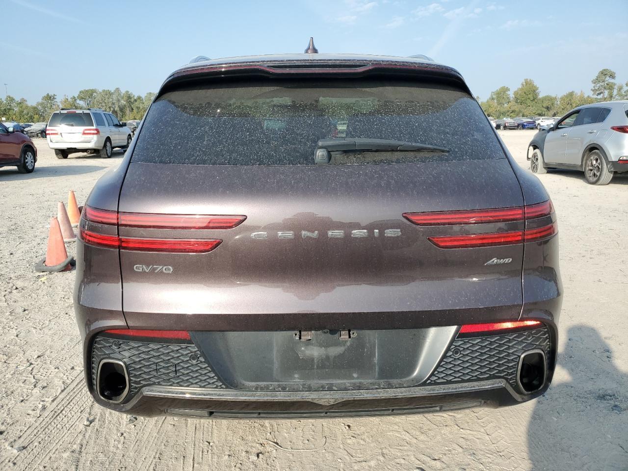 2022 GENESIS GV70