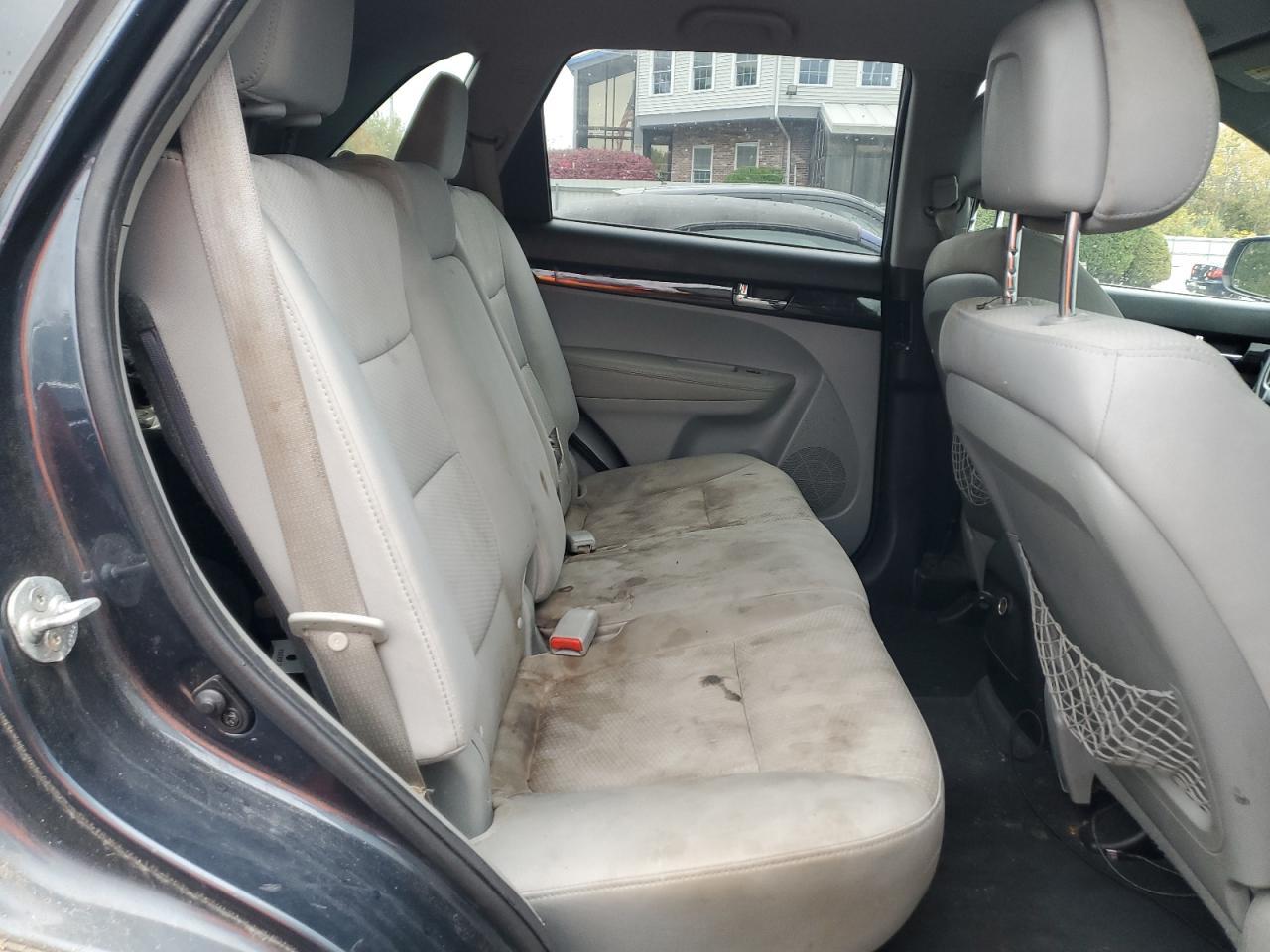 2011 KIA SORENTO