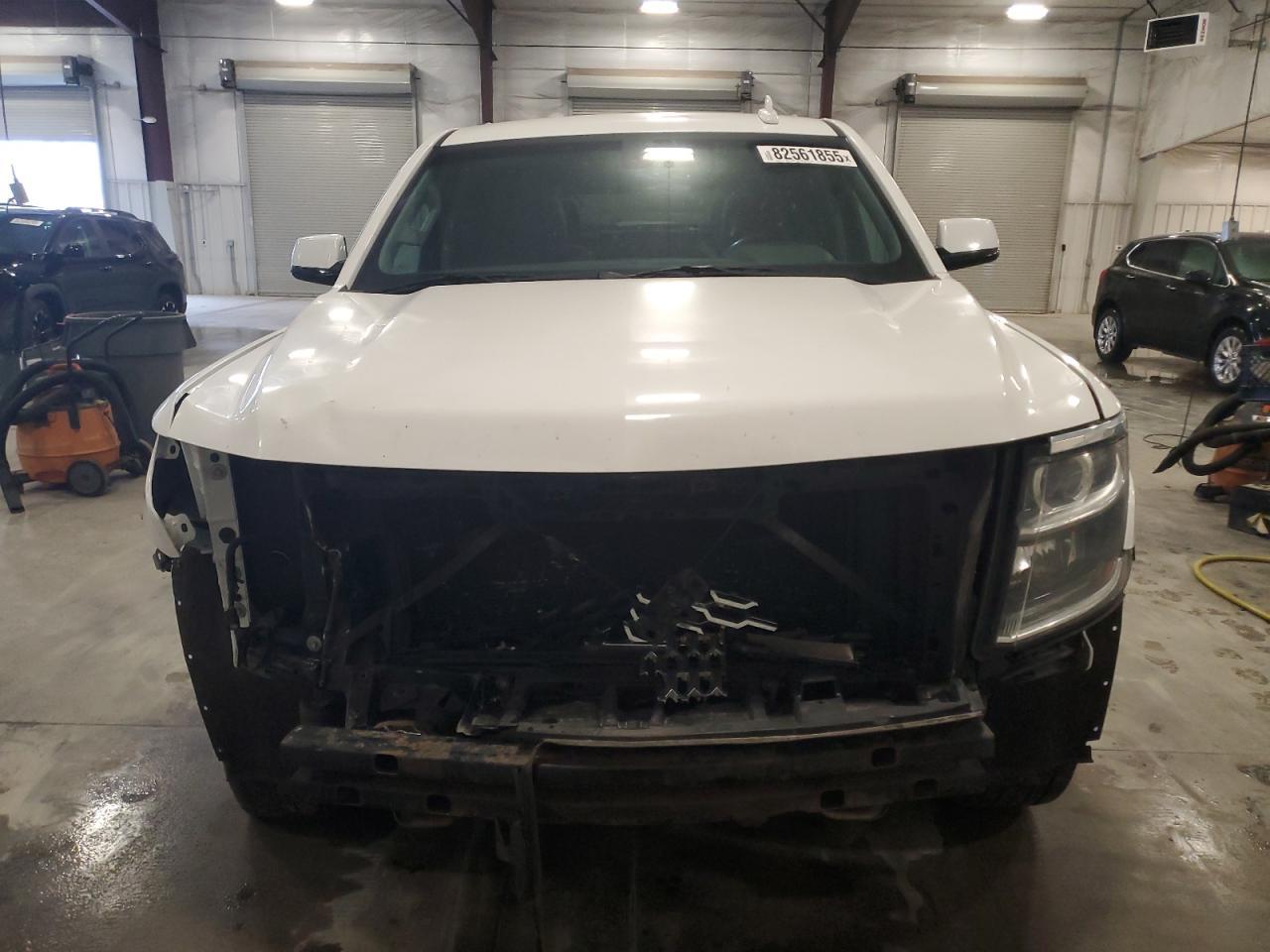 2015 CHEVROLET Suburban