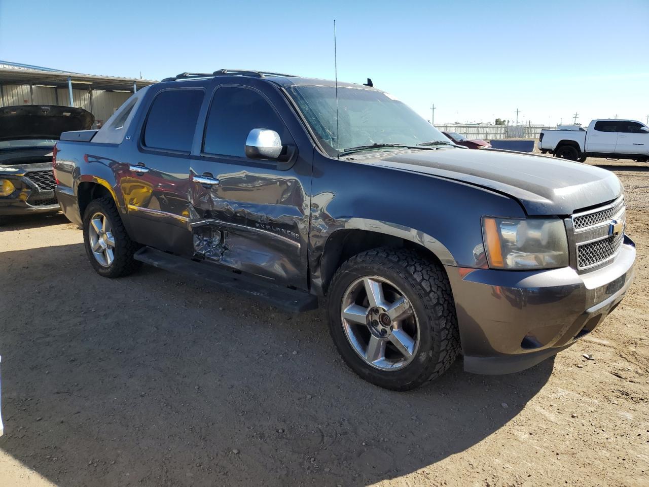 2011 CHEVROLET Avalanche