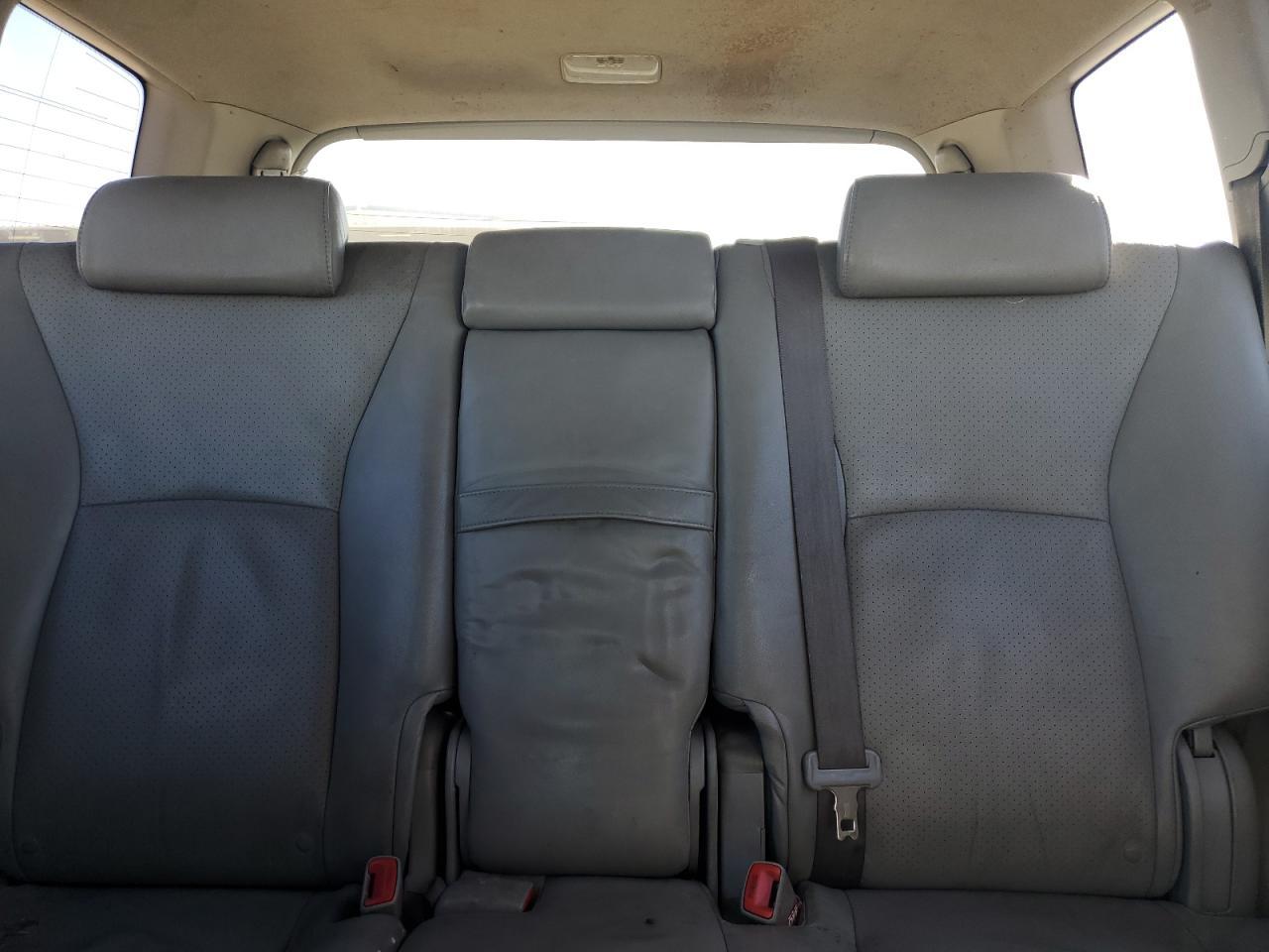 2006 TOYOTA HIGHLANDER