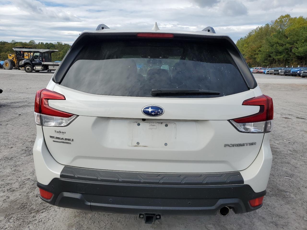 2022 SUBARU FORESTER