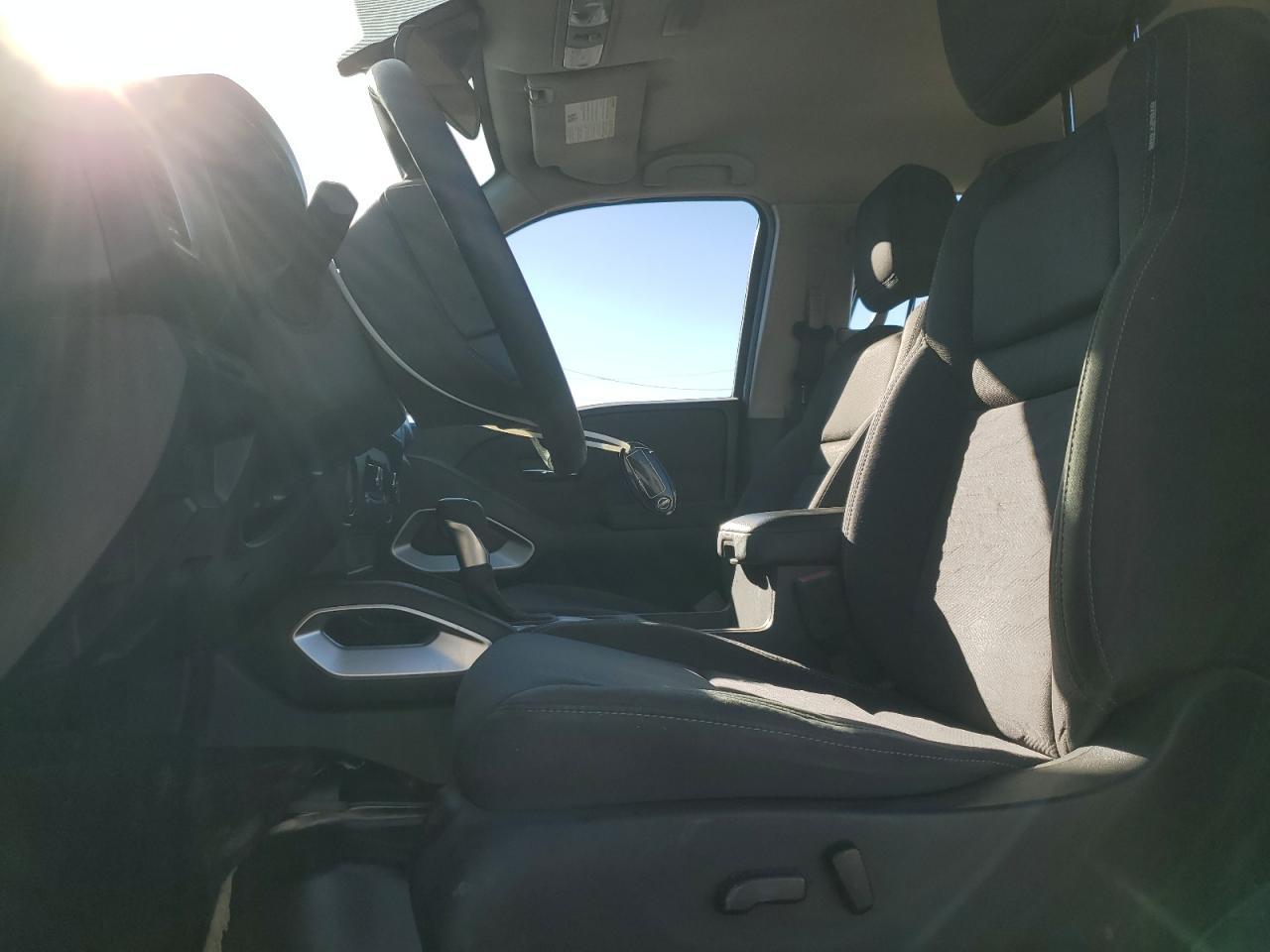2022 NISSAN Frontier