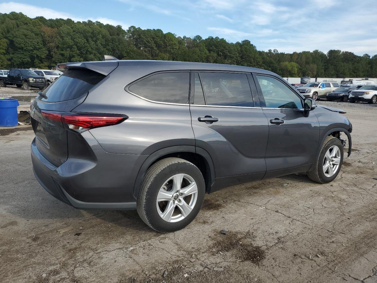 2022 TOYOTA HIGHLANDER