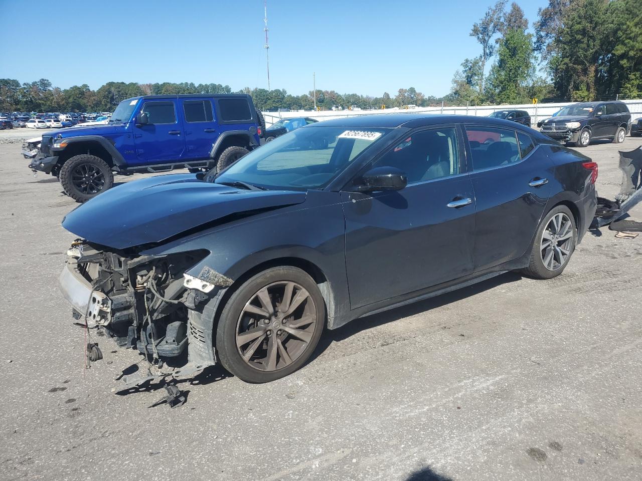 2016 NISSAN Maxima