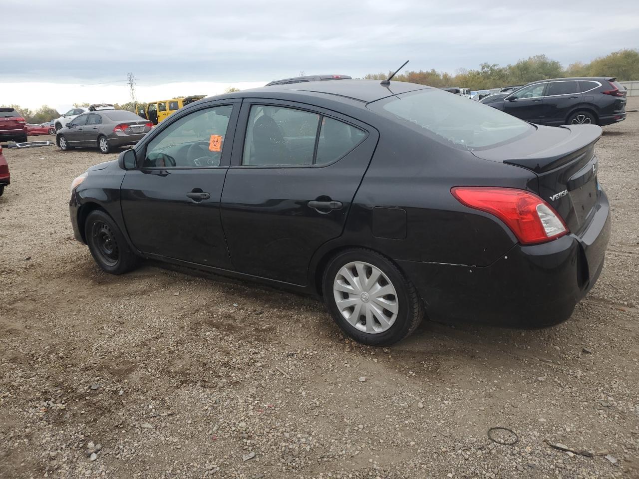 2015 NISSAN VERSA
