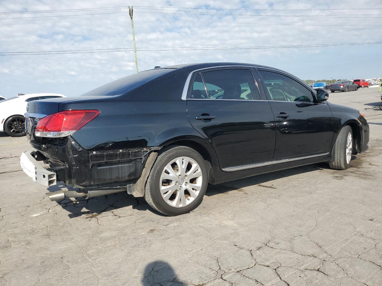 2012 TOYOTA Avalon