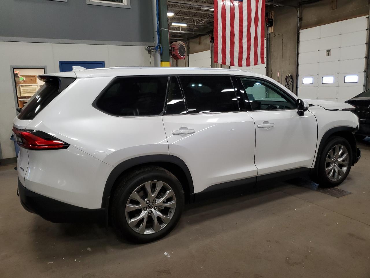 2024 TOYOTA HIGHLANDER