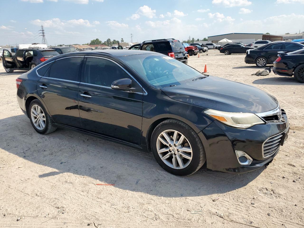 2014 TOYOTA Avalon