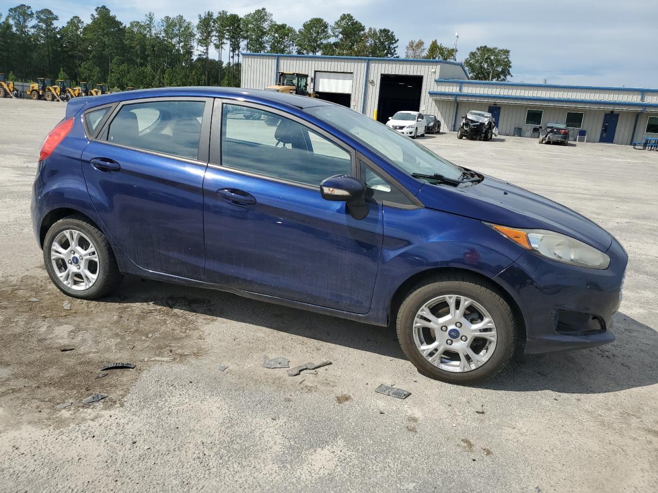 2016 FORD Fiesta