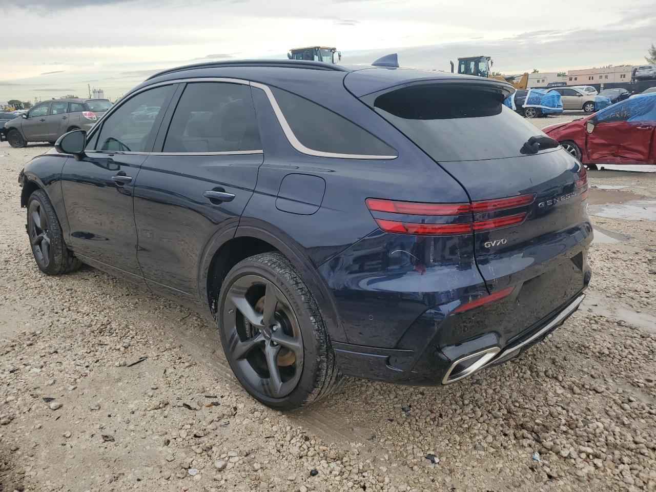 2026 GENESIS GV70