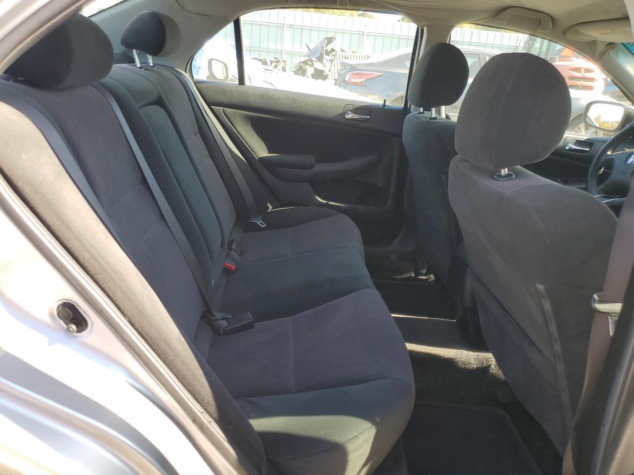 2004 HONDA ACCORD