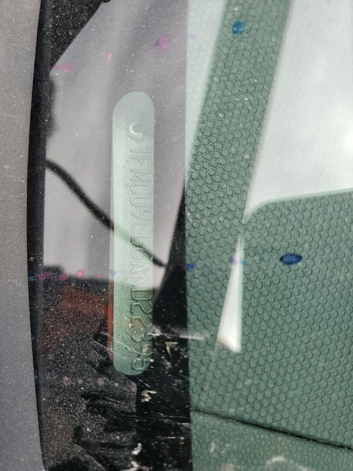 2010 FORD ESCAPE