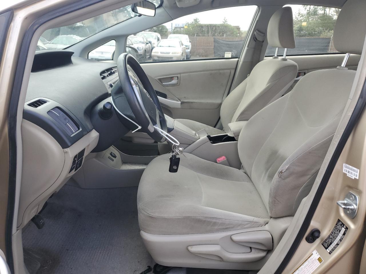 2011 TOYOTA PRIUS