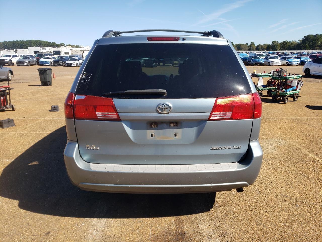 2005 TOYOTA SIENNA