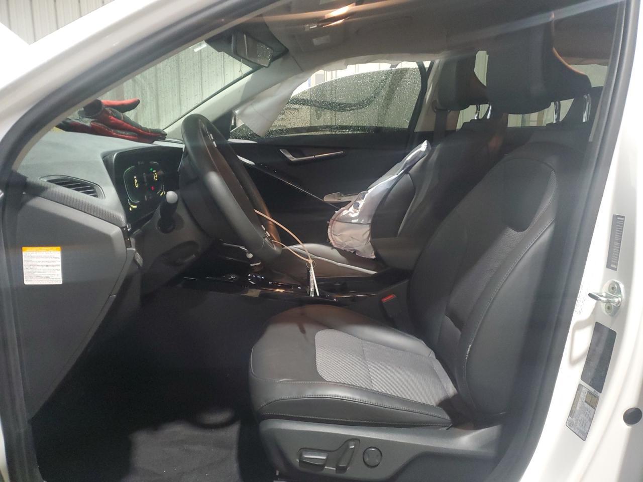 2023 KIA Niro
