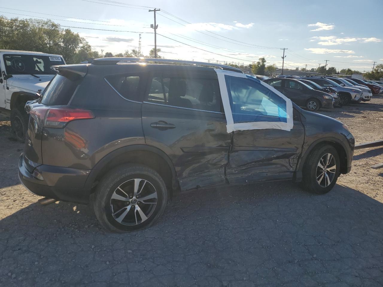 2016 TOYOTA RAV4