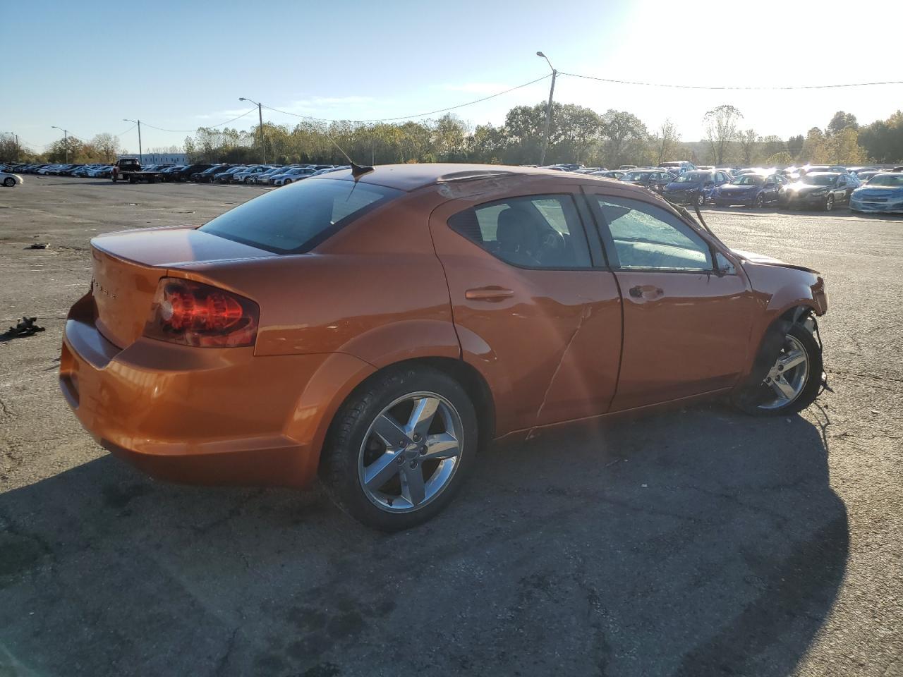 2011 DODGE Avenger