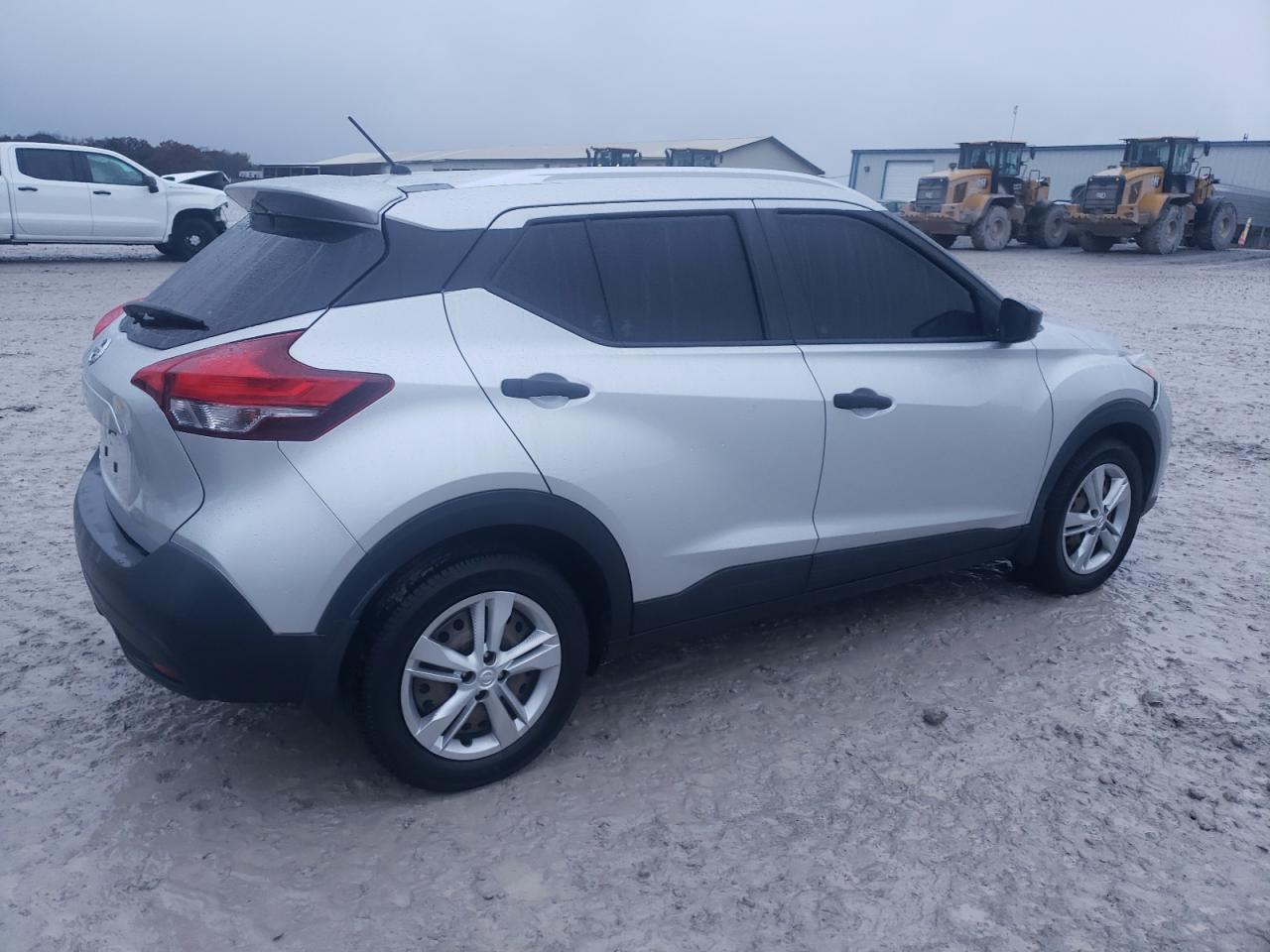 2019 NISSAN KICKS