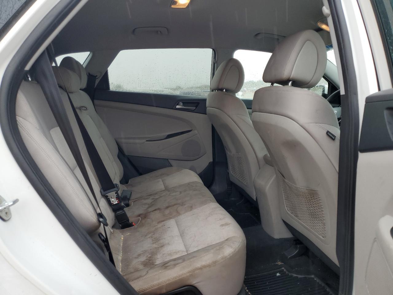 2016 HYUNDAI TUCSON
