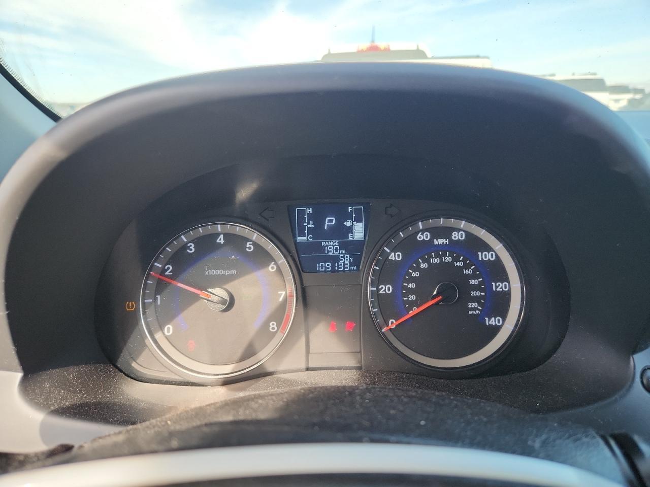 2015 HYUNDAI ACCENT