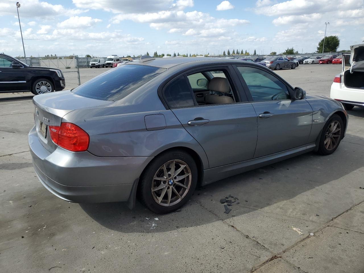 2010 BMW 3 SERIES