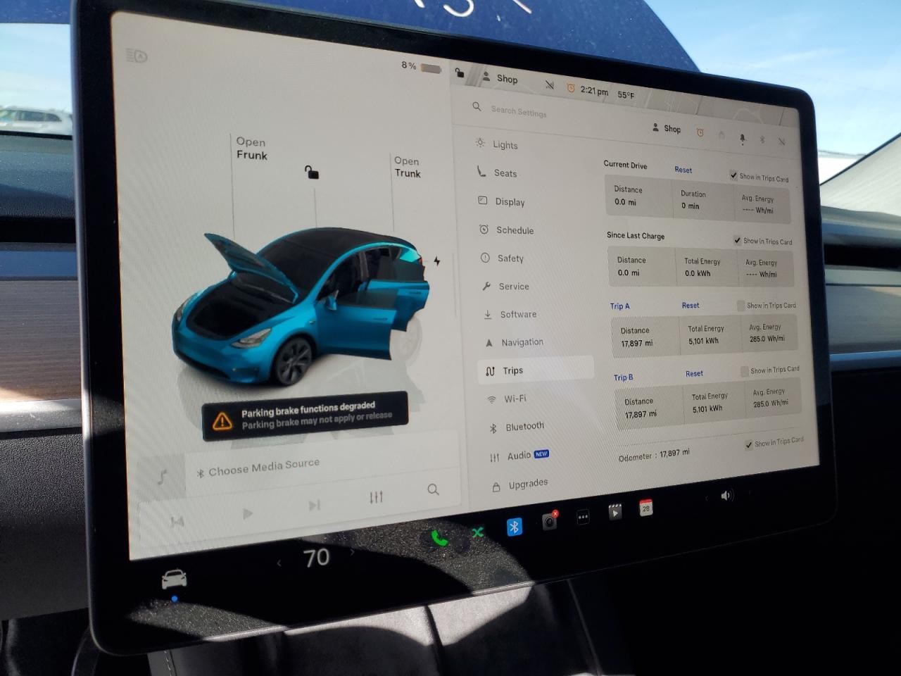 2025 TESLA MODEL Y