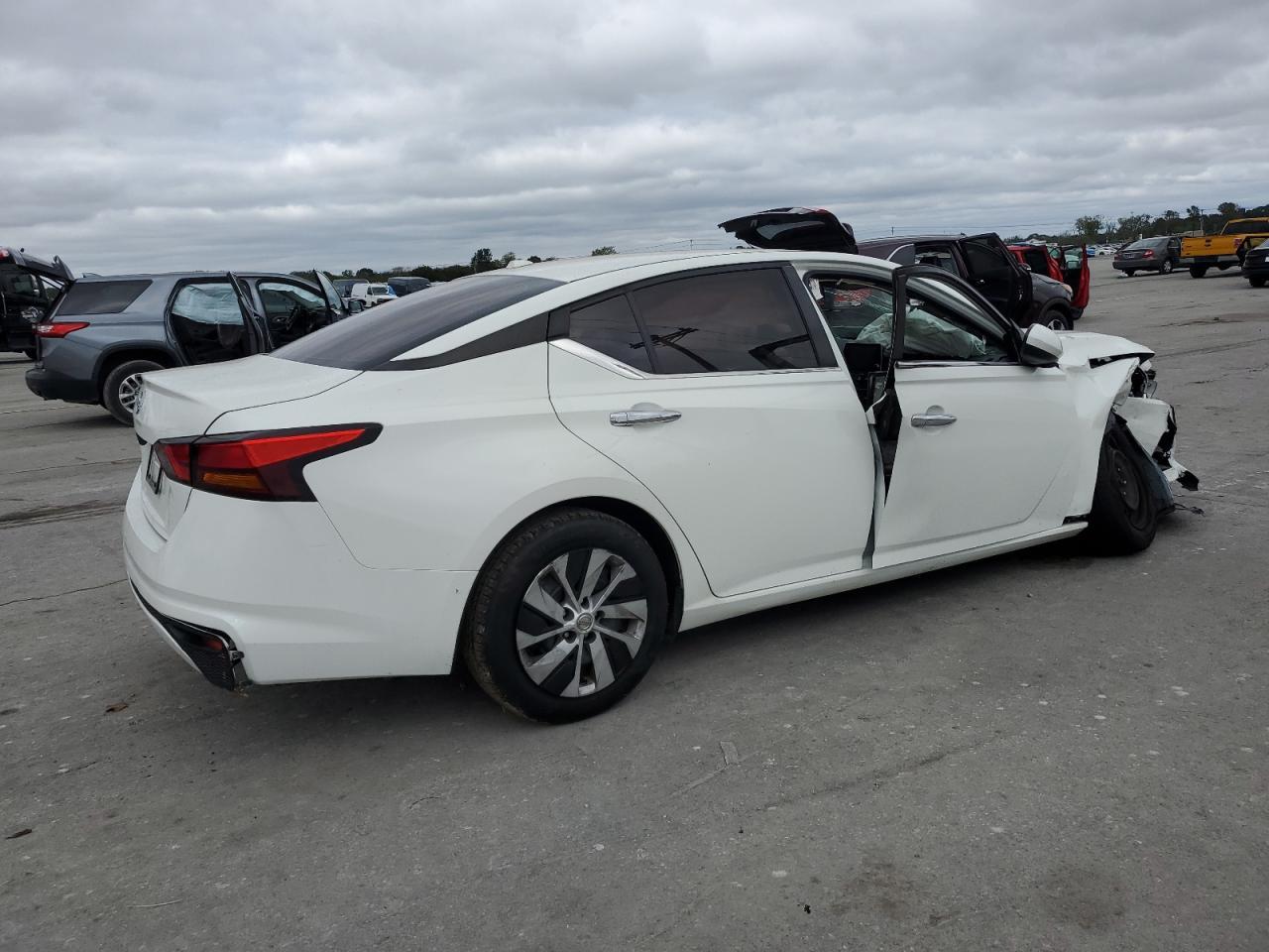 2019 NISSAN ALTIMA