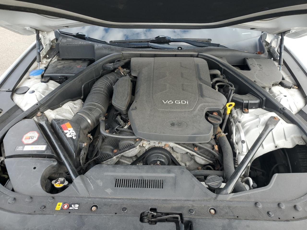 2015 HYUNDAI GENESIS