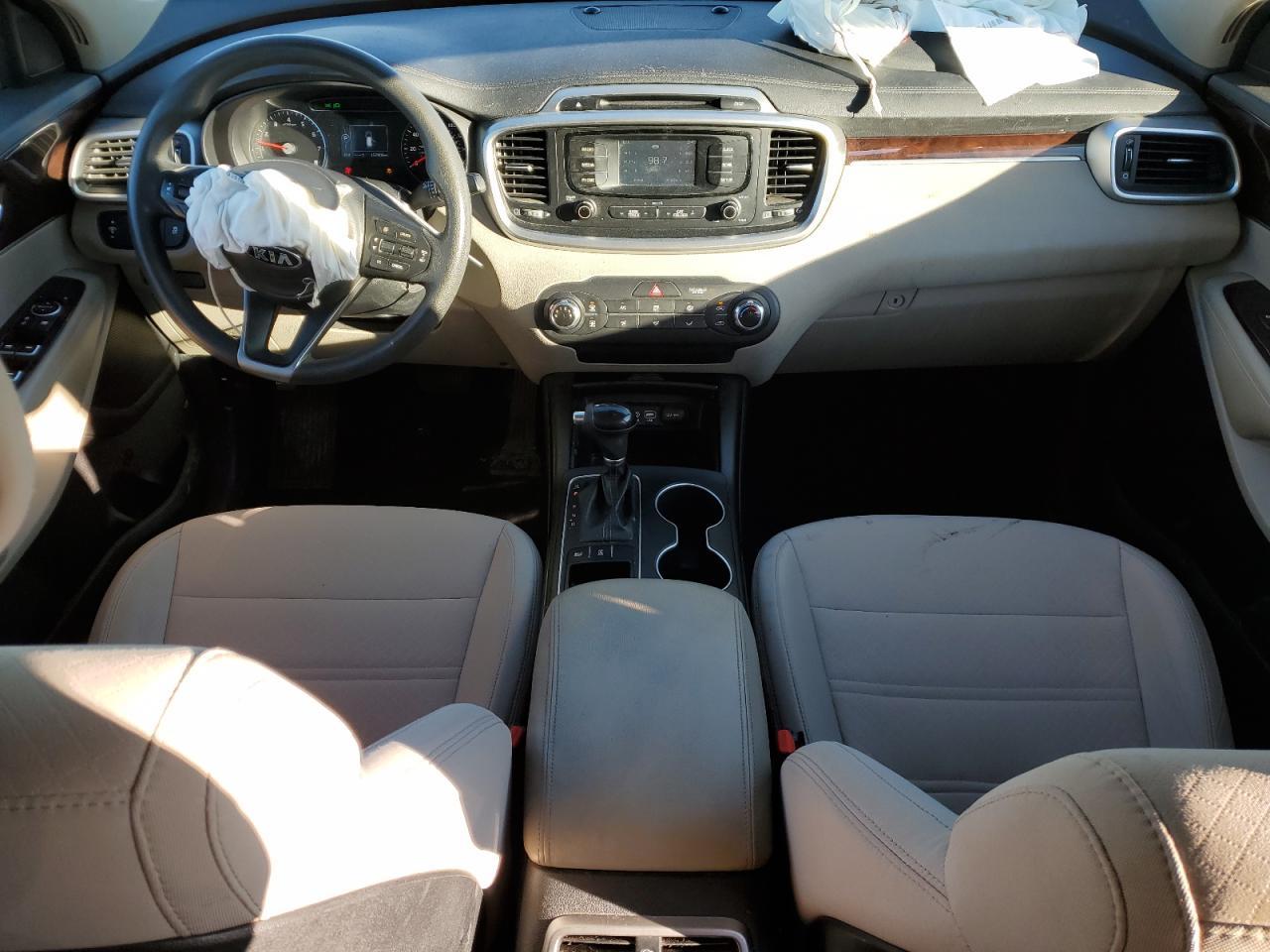 2016 KIA SORENTO