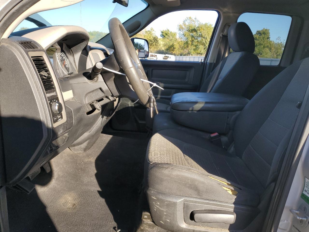 2011 DODGE RAM 1500