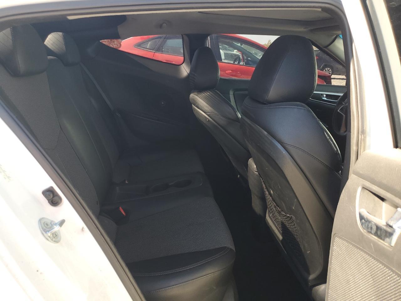2014 HYUNDAI VELOSTER