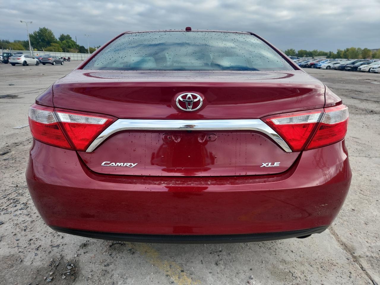 2015 TOYOTA CAMRY