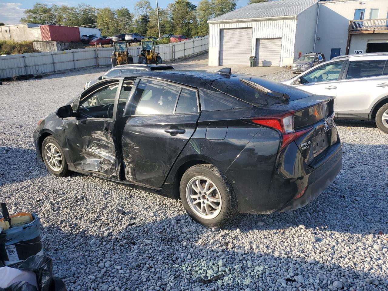 2022 TOYOTA PRIUS