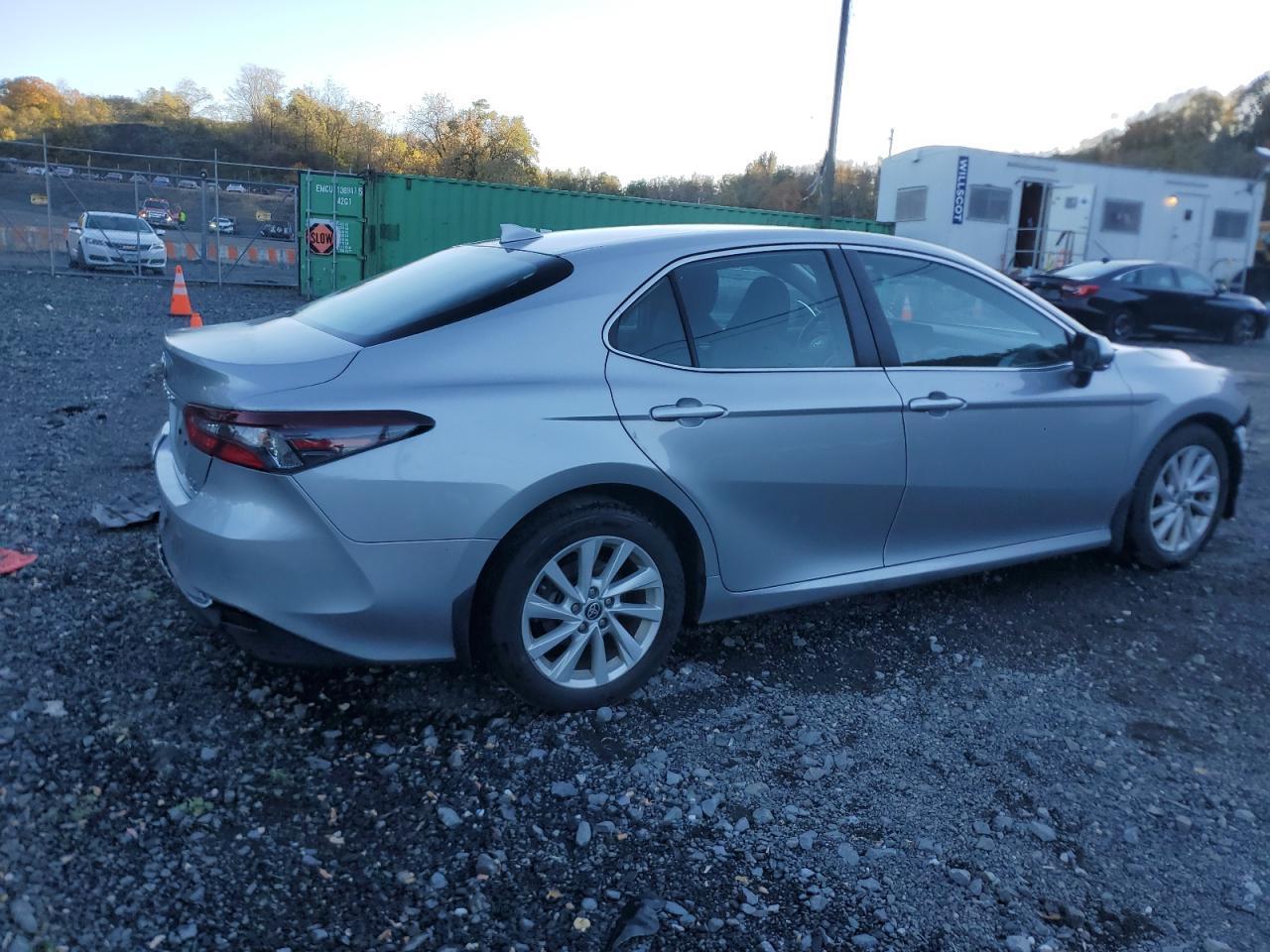 2022 TOYOTA CAMRY