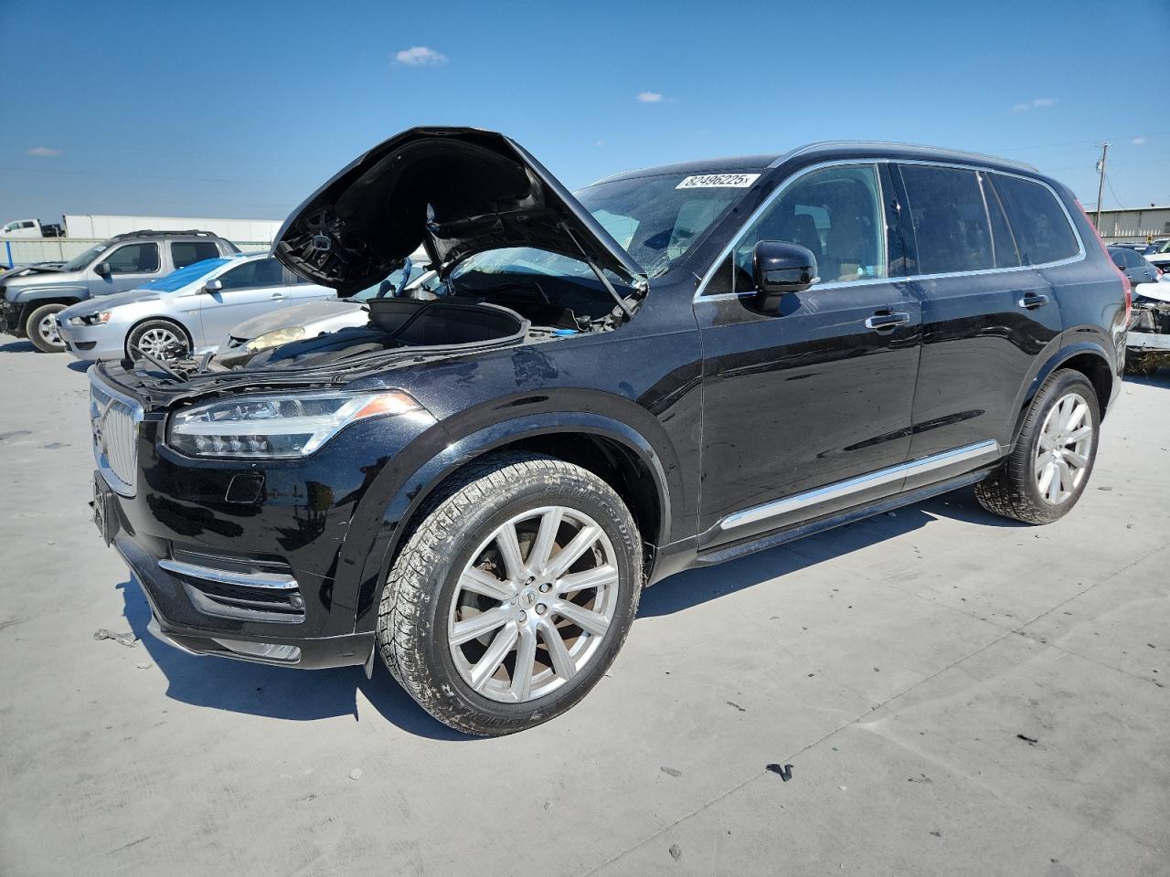2016 VOLVO XC90