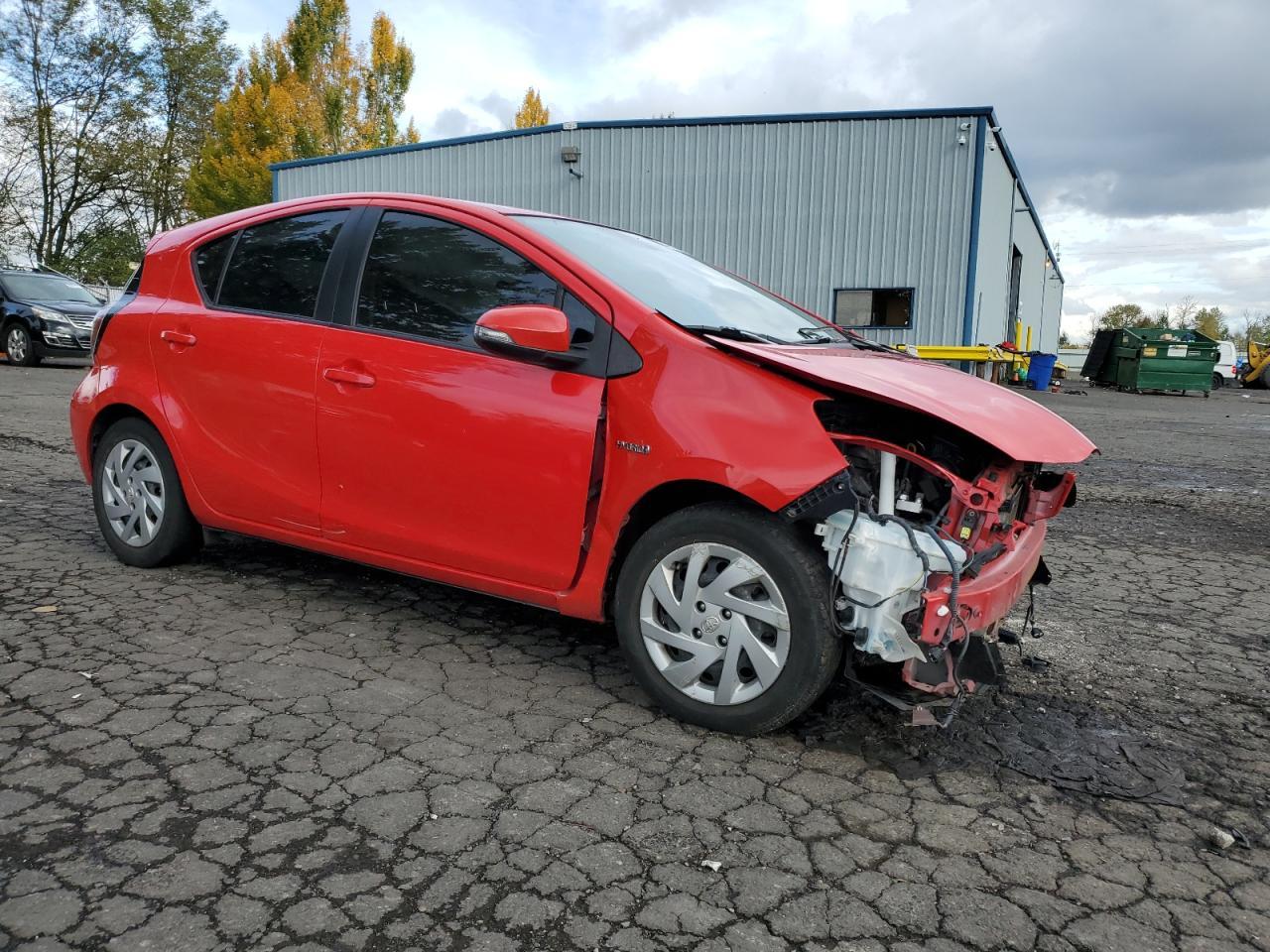 2015 TOYOTA Prius c