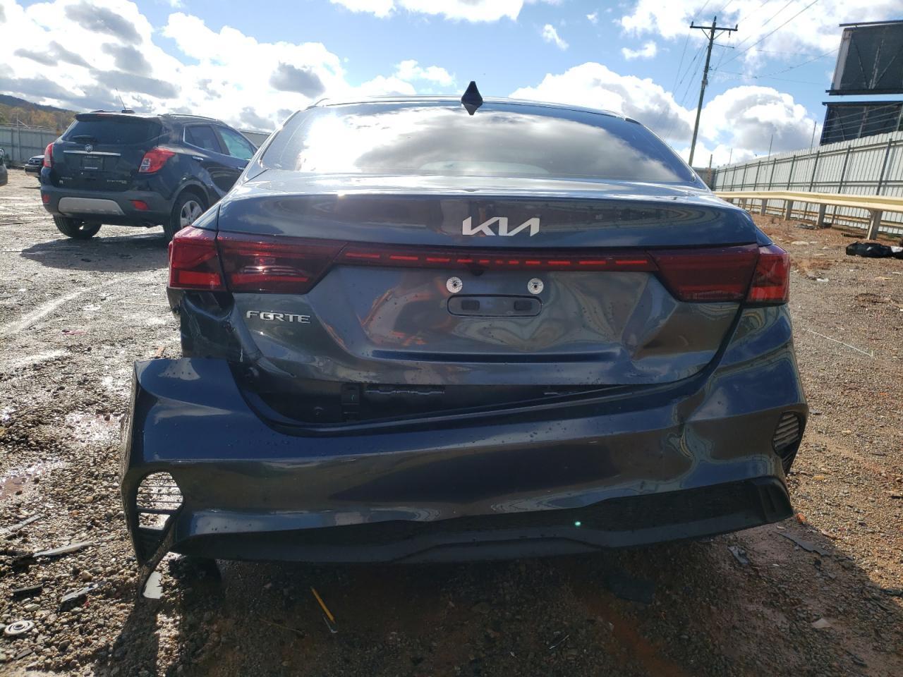 2023 KIA FORTE