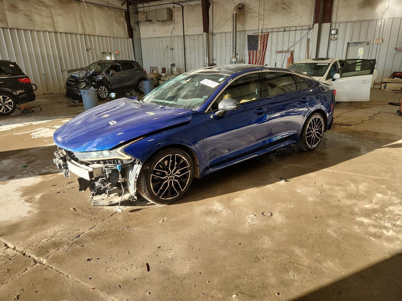 2023 KIA K5