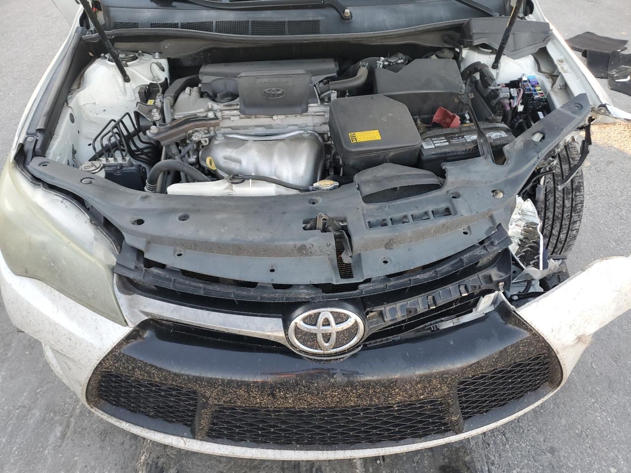 2015 TOYOTA CAMRY