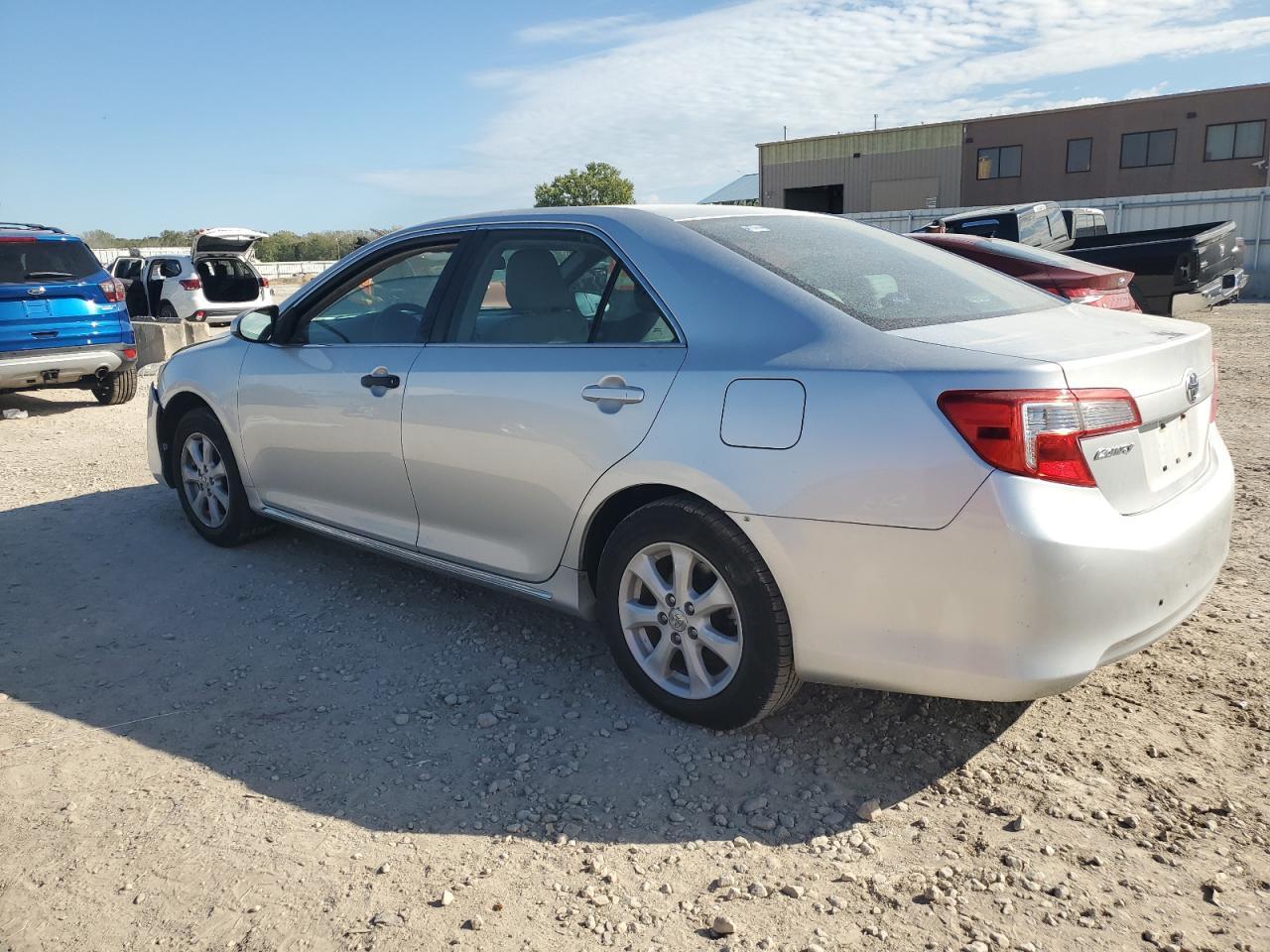 2012 TOYOTA CAMRY