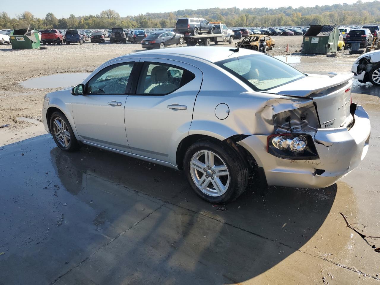 2012 DODGE Avenger