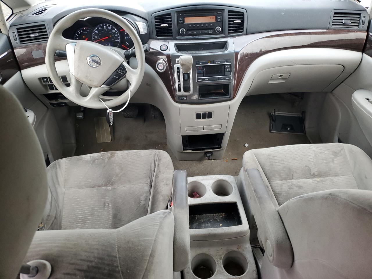2015 NISSAN Quest