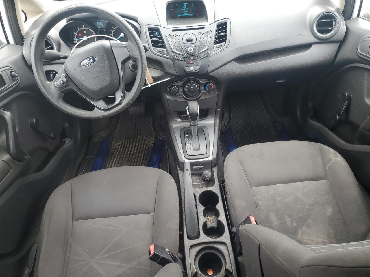 2014 FORD Fiesta