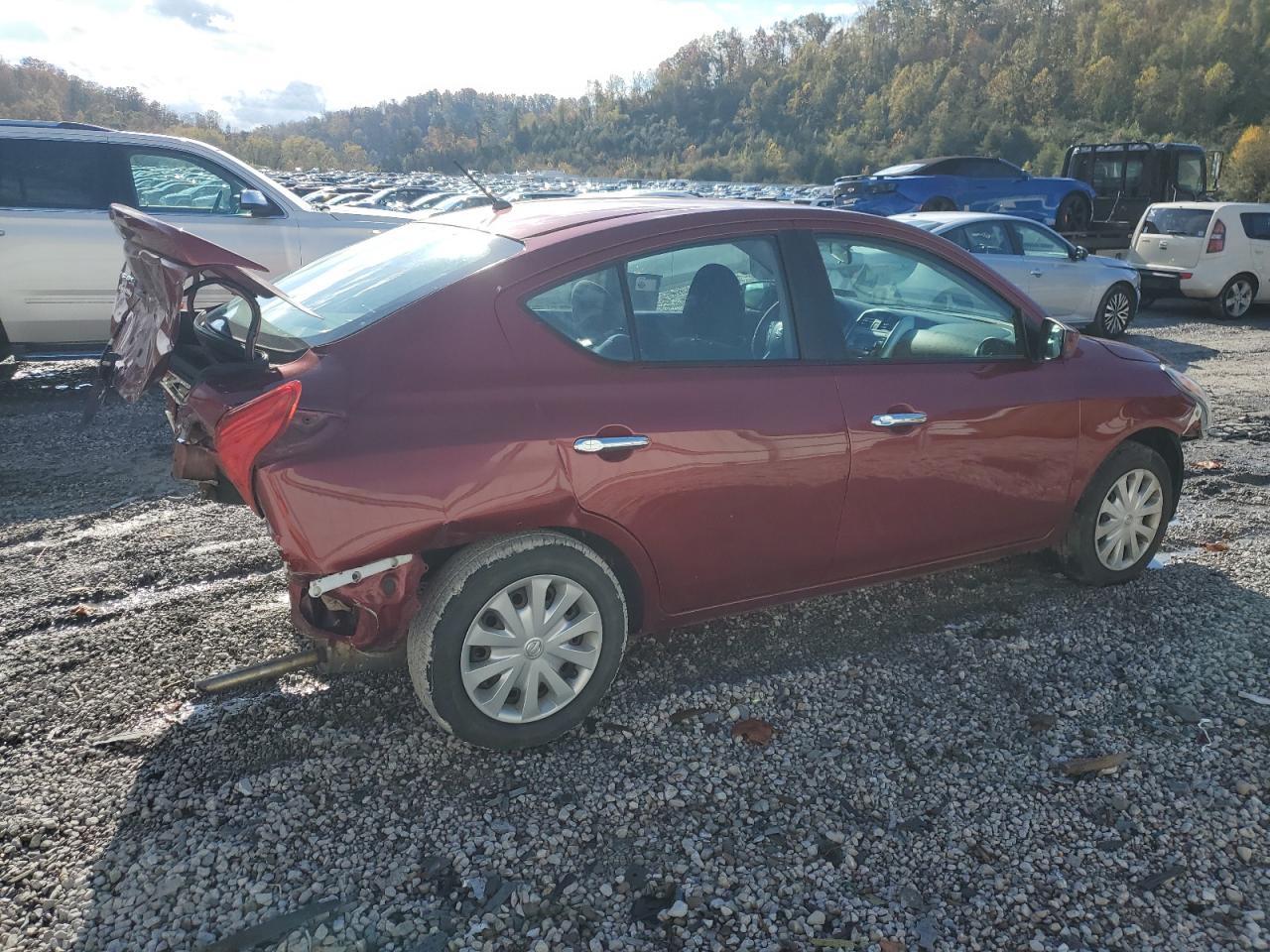 2018 NISSAN VERSA