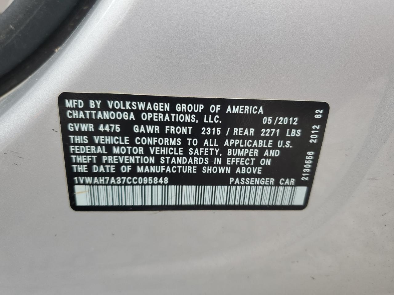 2012 VOLKSWAGEN Passat